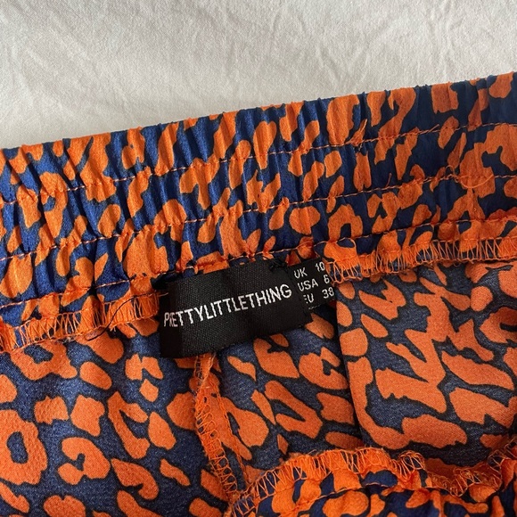 PrettyLittleThings Orange and Navy Blue Silk Matching Set - Picture 5 of 5